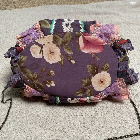 Estilo Collection Vintage Purple Floral Whimsigoth Lace Purse - Picture 5 of 9